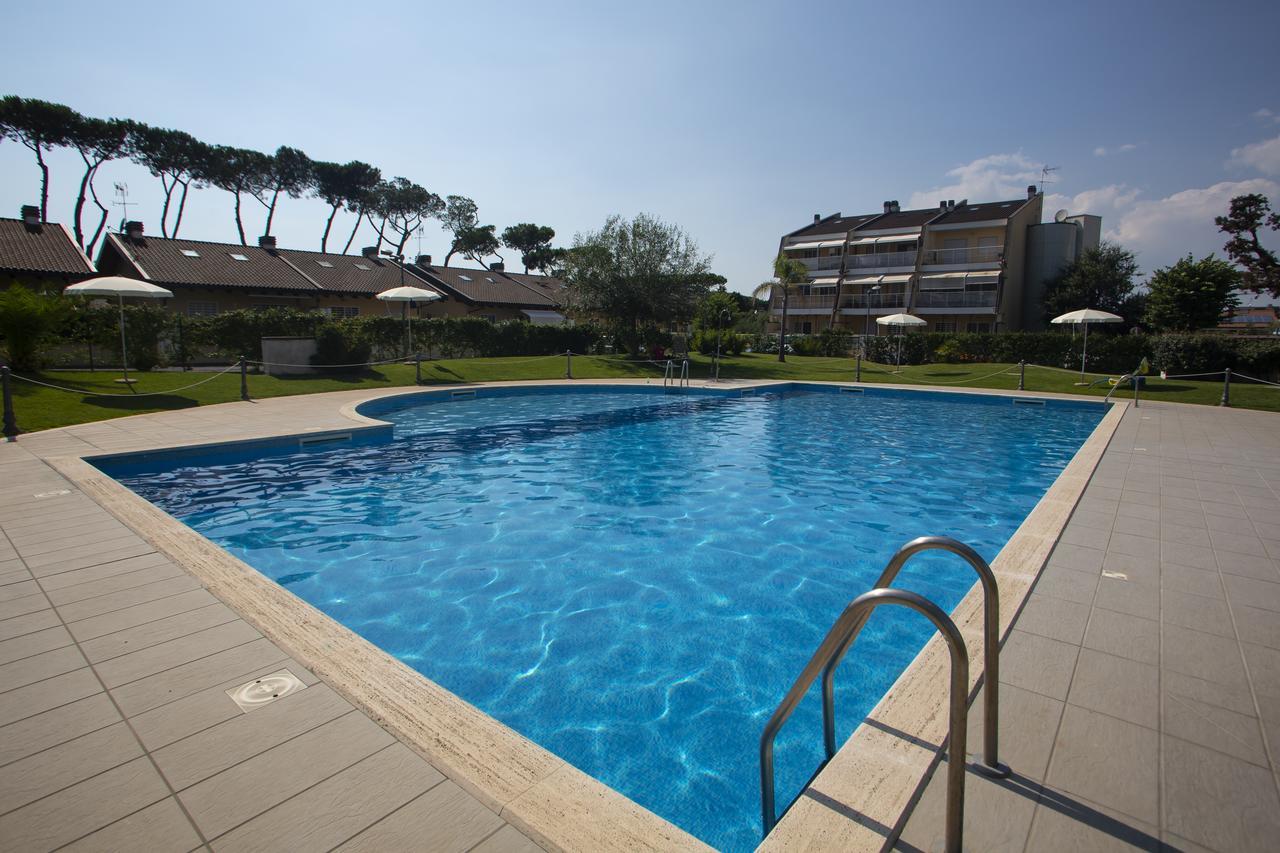 Apartament Alloggio Parco Di Plinio Infernetto Zewnętrze zdjęcie